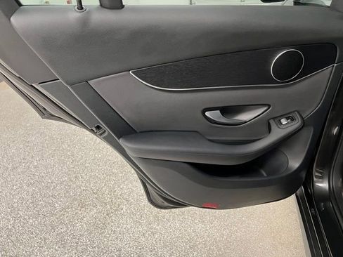 Used 2021 Mercedes-Benz GLC 300 4MATIC image 42