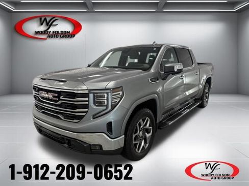 Used 2023 GMC Sierra 1500 SLT w/ SLT Premium Package AWD/4WD image 1