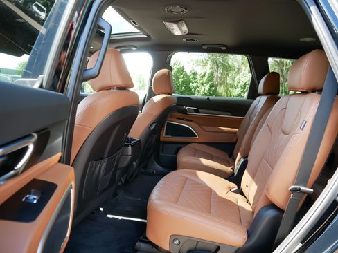 Used 2023 Kia Telluride EX X-Line AWD/4WD image 35