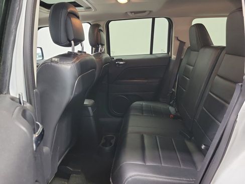Used 2017 Jeep Patriot High Altitude FWD image 21