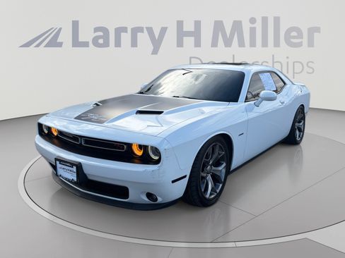 Used 2015 Dodge Challenger R/T w/ Quick Order Package 28B R/T RWD image 1