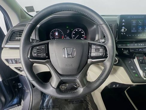Used 2025 Honda Odyssey EX-L image 16