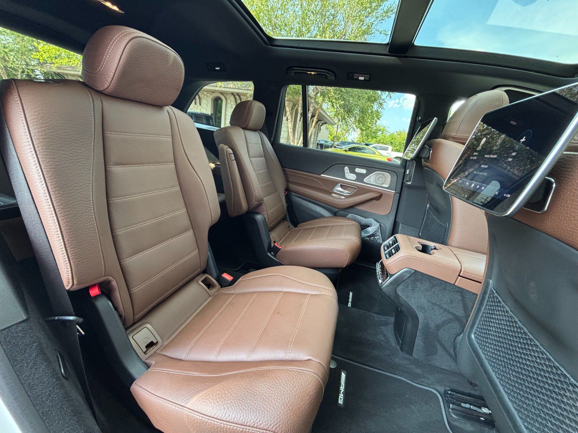 Used 2026 Mercedes-Benz GLS 580 4MATIC image 24