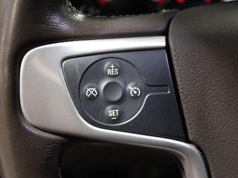 Used 2015 GMC Sierra 1500 SLE w/ SLE Value Package AWD/4WD image 37