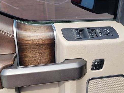 Used 2020 Ford F150 Limited w/ Trailer Tow Package image 22