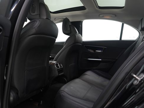 Used 2025 Mercedes-Benz C 300 4MATIC Sedan image 16