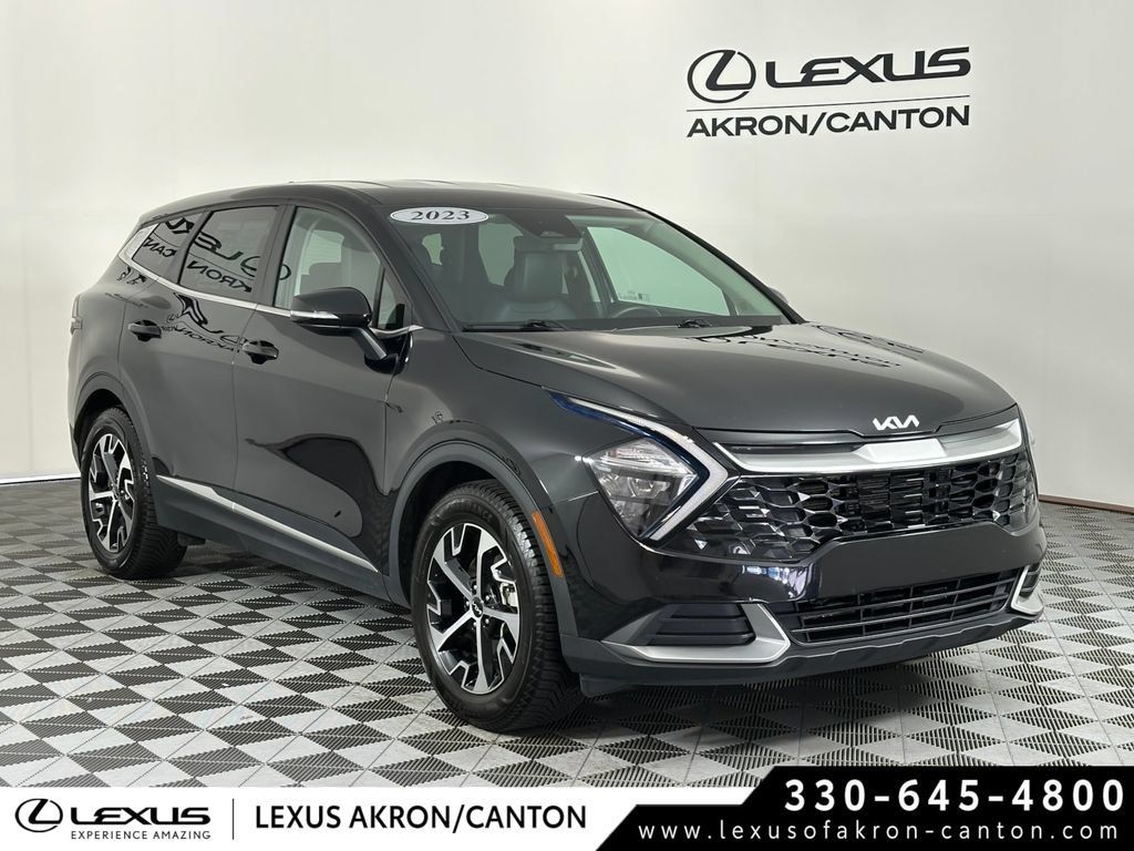 Used 2023 Kia Sportage EX FWD image 1
