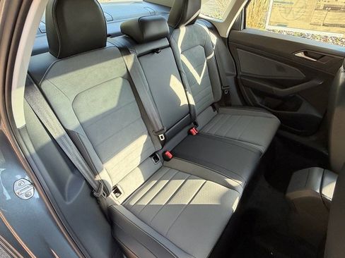 New 2025 Volkswagen Jetta SE image 14