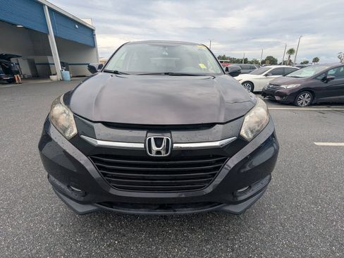 Used 2018 Honda HR-V EX image 6