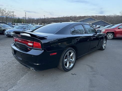 Used 2013 Dodge Charger R/T image 5