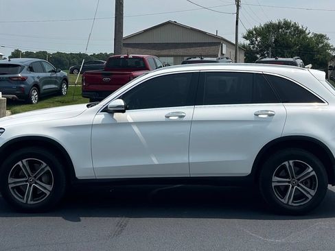 Used 2019 Mercedes-Benz GLC 300 4MATIC image 4