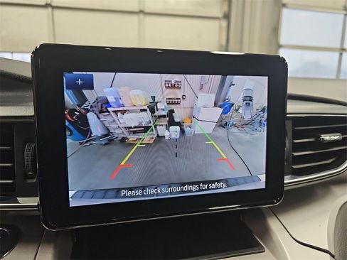 Used 2023 Ford Explorer XLT w/ Equipment Group 202A image 23