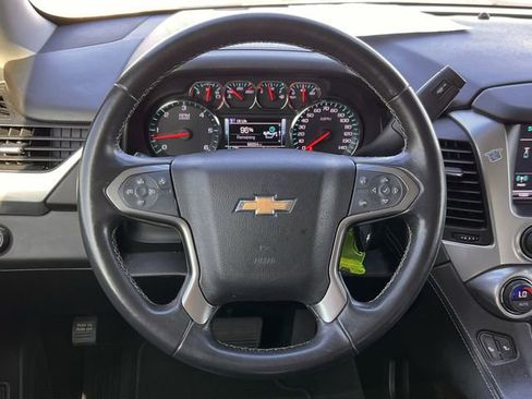 Used 2019 Chevrolet Tahoe LT image 12