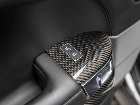 Used 2017 Land Rover Range Rover Sport SVR AWD/4WD image 42