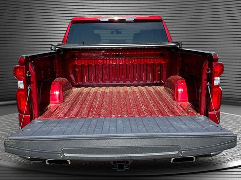 Used 2021 Chevrolet Silverado 1500 Custom Trail Boss AWD/4WD image 7