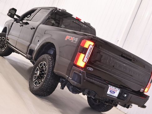 Certified 2025 Ford F350 Platinum w/ FX4 Off-Road Package image 48