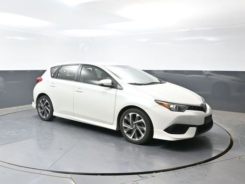 Used 2016 Scion iM FWD image 3