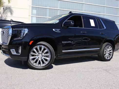 Used 2022 GMC Yukon Denali w/ Advanced Technology Package RWD image 1
