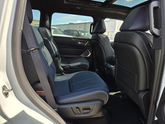 New 2026 INFINITI QX80 4WD w/ Sport Exterior Package image 21