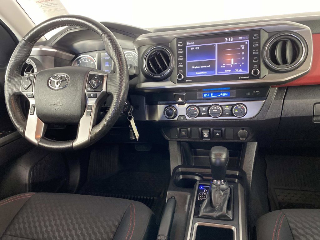 Used 2022 Toyota Tacoma SR5 AWD/4WD image 12