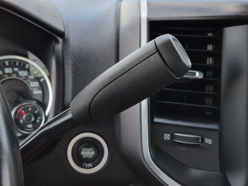 Used 2024 RAM 2500 Big Horn AWD/4WD image 23