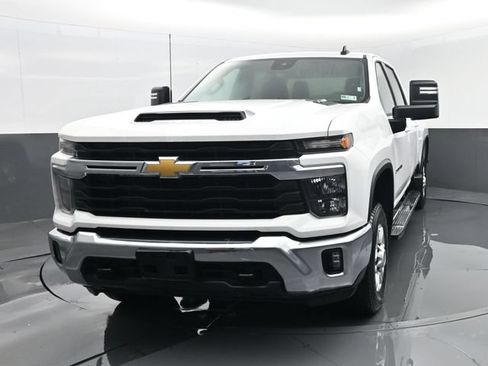 Used 2025 Chevrolet Silverado 2500 LT w/ Convenience Package AWD/4WD image 23