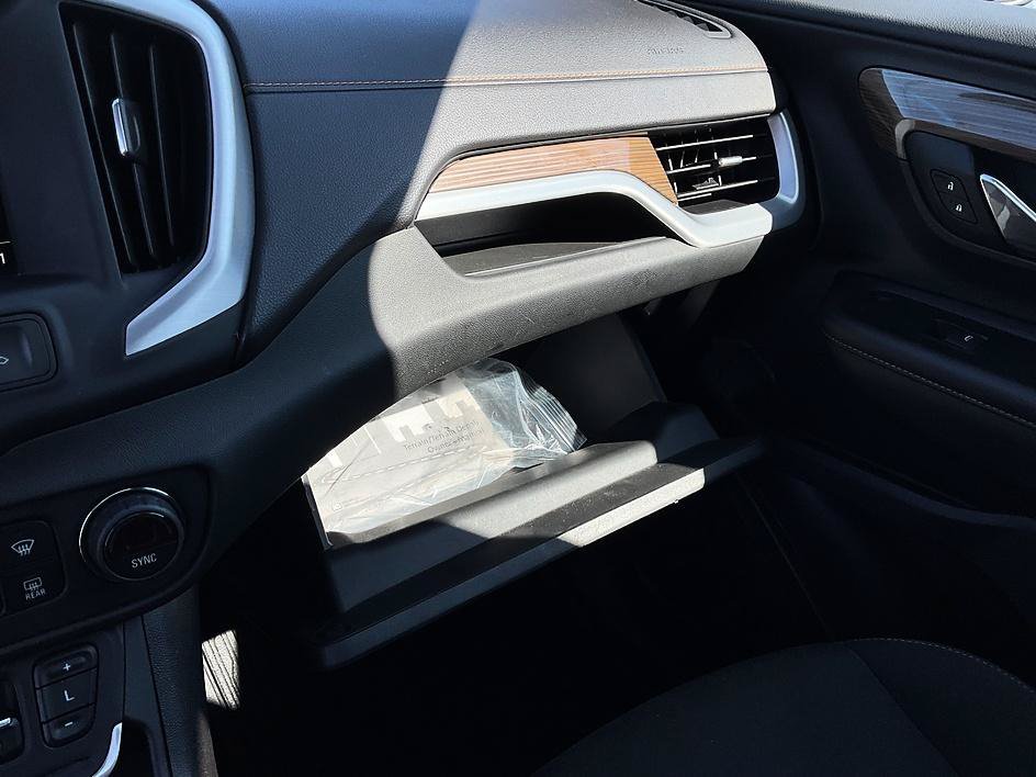 Used 2019 GMC Terrain SLE w/ Driver Convenience Package AWD/4WD image 25