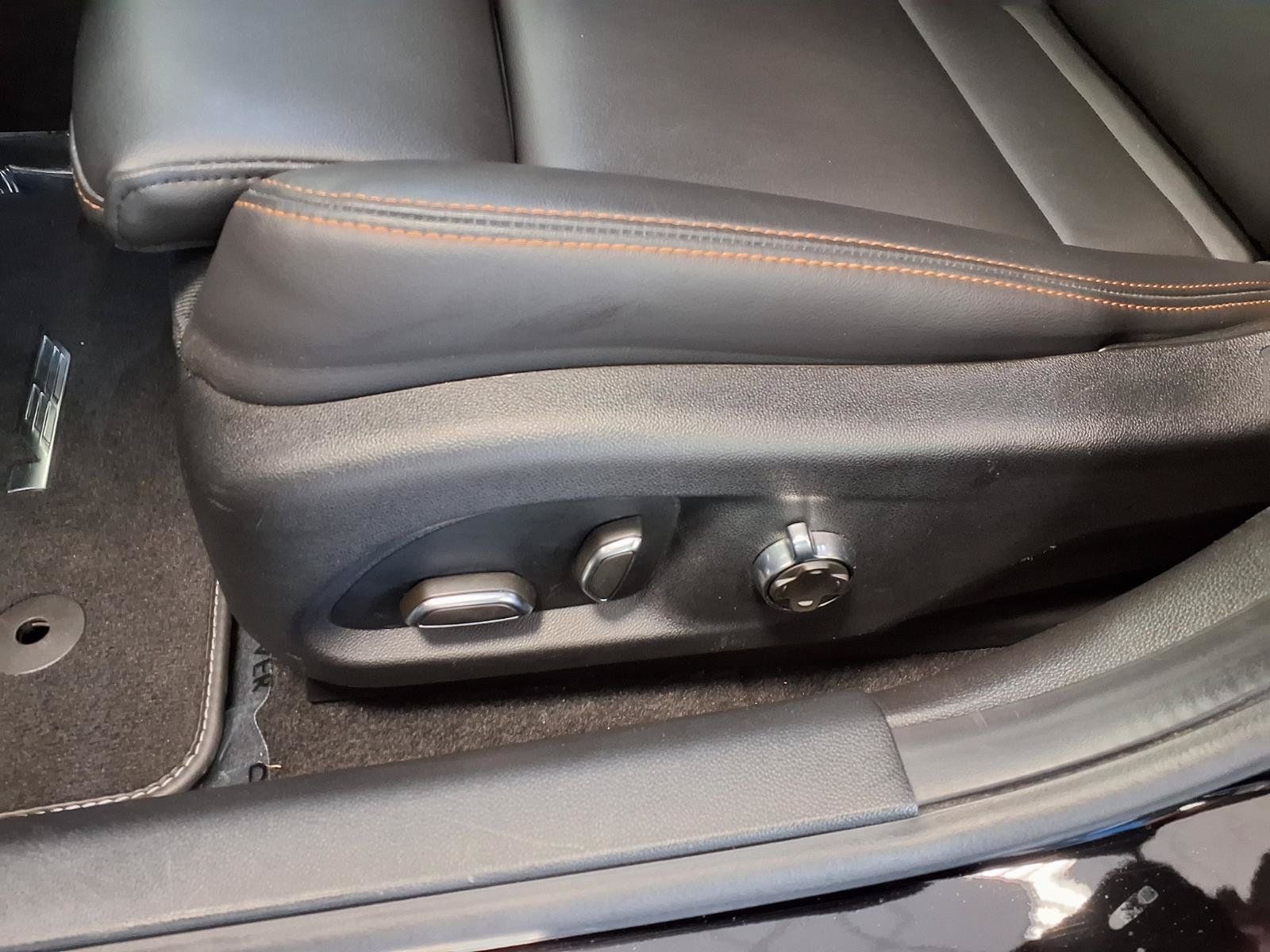 Certified 2022 Cadillac CT4 V w/ Technology Package AWD/4WD image 20