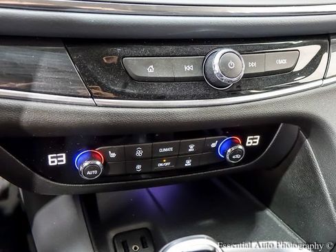 Used 2019 Buick Enclave Preferred FWD image 17