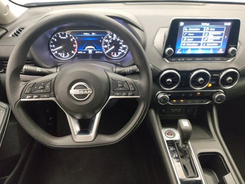 Used 2024 Nissan Sentra SV FWD image 22