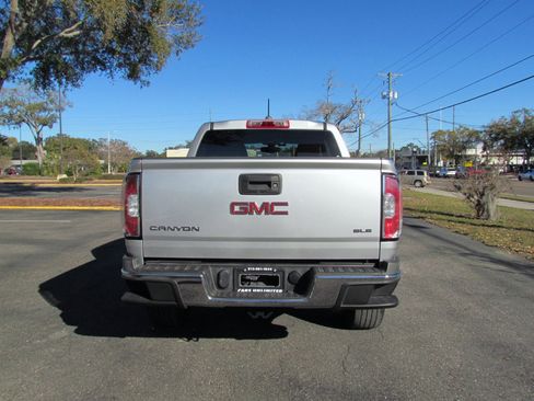 Used 2015 GMC Canyon SLE w/ SLE Convenience Package image 7