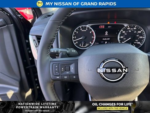 New 2026 Nissan Rogue Dark Armor AWD/4WD image 16