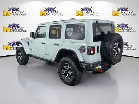 Used 2023 Jeep Wrangler Unlimited Rubicon w/ Cold Weather Group AWD/4WD image 7
