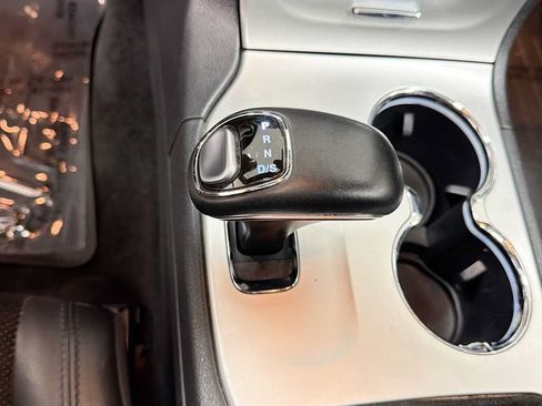 Used 2015 Jeep Grand Cherokee Altitude AWD/4WD image 22