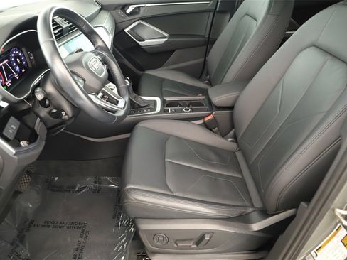 Used 2020 Audi Q3 2.0T Premium Plus w/ Premium Plus Package image 24