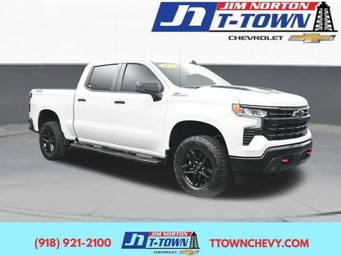 Used 2023 Chevrolet Silverado 1500 LT Trail Boss w/ Protection Package AWD/4WD image 1