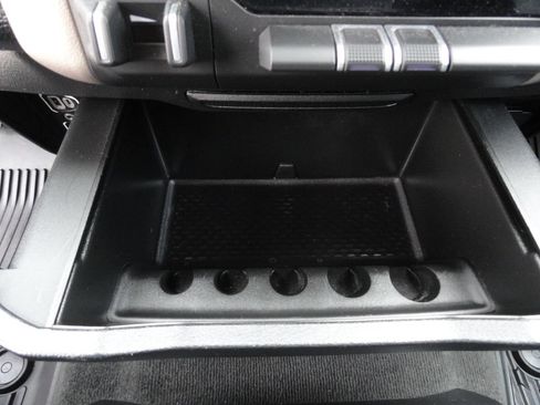 Used 2021 RAM 1500 Laramie w/ Off Road Group AWD/4WD image 38