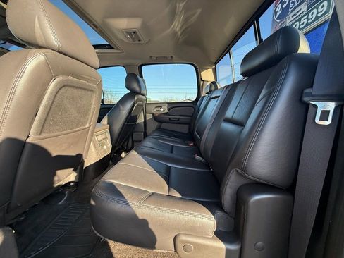 Used 2011 Chevrolet Silverado 2500 LTZ w/ LTZ Plus Package image 17