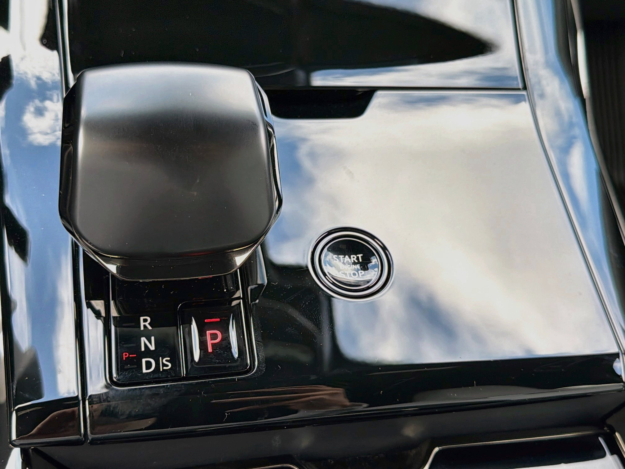 New 2027 Land Rover Range Rover Sport SV AWD/4WD image 28