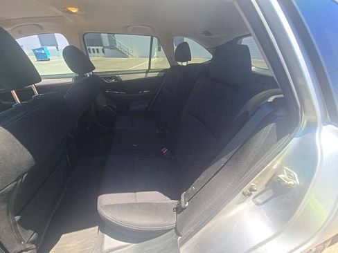 Used 2016 Subaru Outback 2.5i Premium w/ Popular Package #3 AWD/4WD image 8