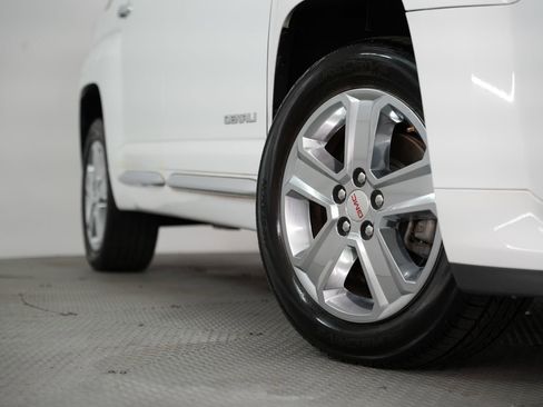 Used 2014 GMC Terrain Denali FWD image 17
