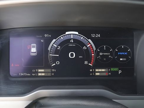 Used 2025 Toyota Sequoia SR5 image 12