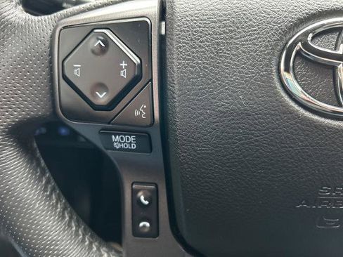 Used 2023 Toyota Tacoma TRD Off-Road image 23