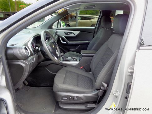 Used 2021 Chevrolet Blazer LT AWD/4WD image 8