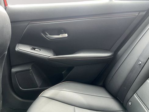 Used 2021 Nissan Sentra SR w/ SR Premium Package FWD image 15