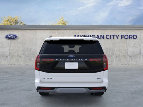 New 2026 Ford Expedition Max Platinum w/ Driver's Package image 5