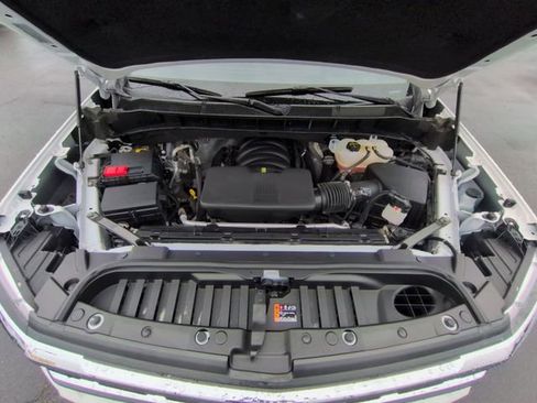 Certified 2025 Chevrolet Silverado 1500 LT w/ Safety Package image 27