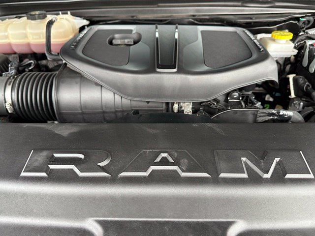 Used 2025 RAM 1500 Big Horn AWD/4WD image 9