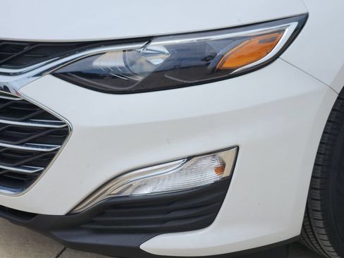 Used 2024 Chevrolet Malibu LS w/ Driver Confidence Package FWD image 9