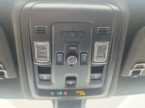 Used 2021 Chevrolet Tahoe RST w/ Luxury Package AWD/4WD image 32